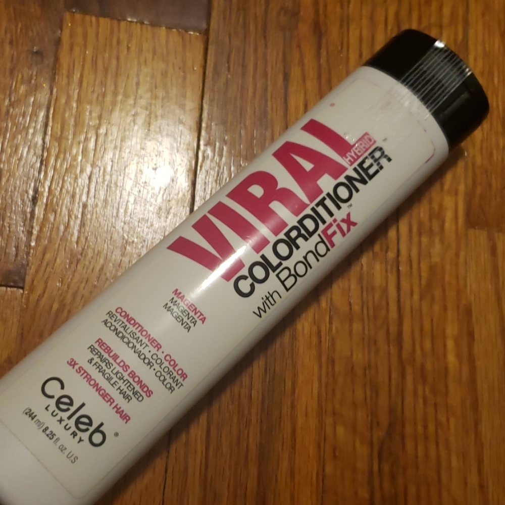 celeb luxury viral conditioner with bondfix